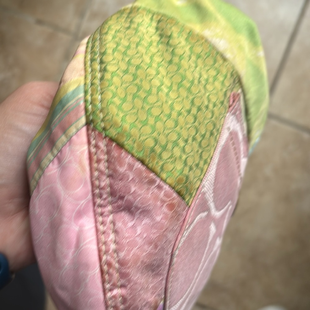 Vintage Colorful/Pastel Patchwork Coach Bag - Picture 4 of 13